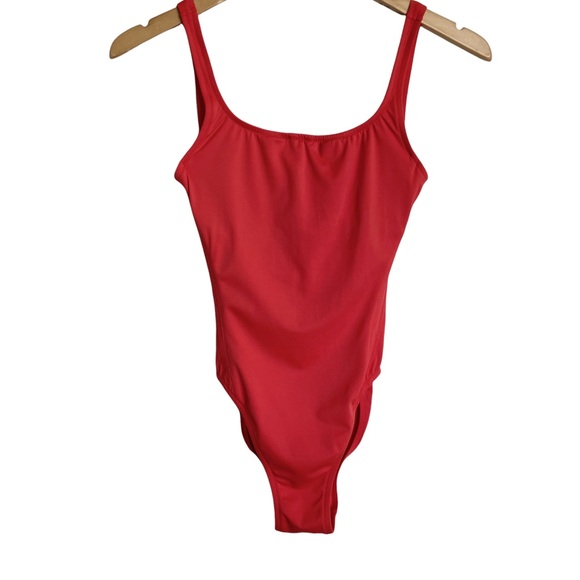 Victoria's Secret Other - Victoria’s Secret vtg swim one piece red orange swimsuit size 8